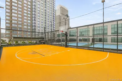 10 City Place #2B, White Plains, NY 10601 - Photo 24