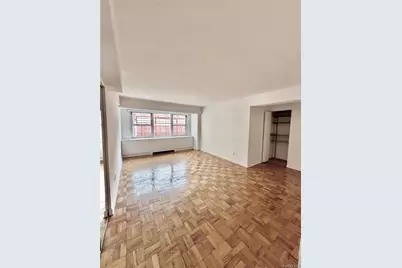 210 E 63rd Street #11B, New York, NY 10065 - Photo 6