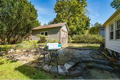 201 Maiden Lane, Port Jefferson, NY 11777 - Photo 4