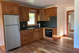 21 Highland St, Millerton, NY 12546 - Photo 2