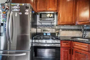 101 Miramar Blvd, Lindenhurst, NY 11757 - Photo 10