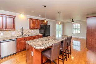 8 Quincy Stowell Ct, Saugerties, NY 12477 - Photo 8