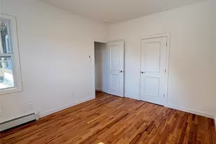 1009 Northern, Manhasset, NY 11030 - Photo 10