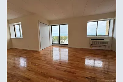 145-18 34th Ave #8D, Flushing, NY 11354 - Photo 1