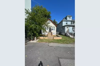 31 Martineau Street, New York, NY 10303 - Photo 1