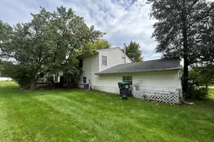6 Pembroke Rd, Washingtonville, NY 10992 - Photo 12