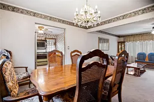 1235 11th St, West Babylon, NY 11704 - Photo 10