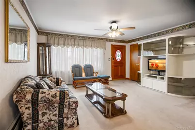 1235 11th Street, West Babylon, NY 11704 - Photo 6