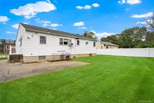 1235 11th St, West Babylon, NY 11704 - Photo 26