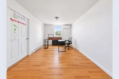 445 S 8th Avenue, Mount Vernon, NY 10550 - Photo 14