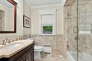 29 Harrison Dr, Northport, NY 11768 - Photo 16