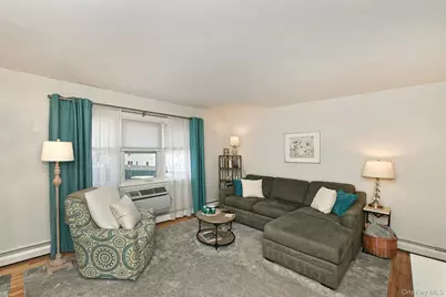490 Main Street #C4, Farmingdale, NY 11735 - Photo 4