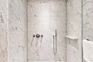 135 E 47th St, New York, NY 10017 - Photo 20