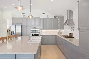 241 W Pine St, Long Beach, NY 11561 - Photo 8