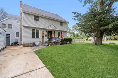 84 Tower Street, Sayville, NY 11782 - Photo 2