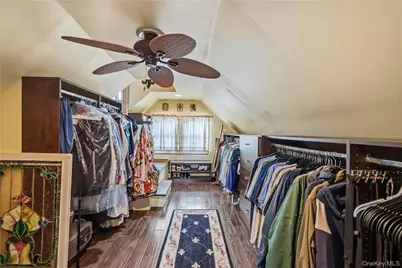 84 Tower Street, Sayville, NY 11782 - Photo 30
