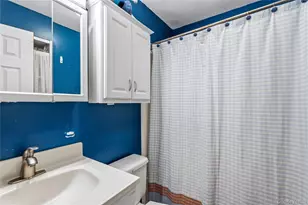 84 Tower St, Sayville, NY 11782 - Photo 6