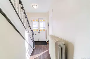 18 Harrison St, Poughkeepsie, NY 12601 - Photo 6