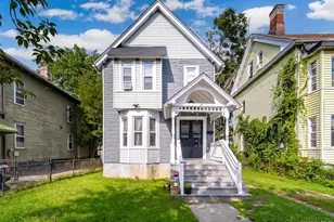 18 Harrison St, Poughkeepsie, NY 12601 - Photo 2
