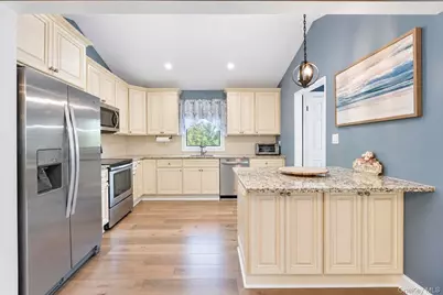 175 Stuyvesant Road, Oakdale, NY 11769 - Photo 10