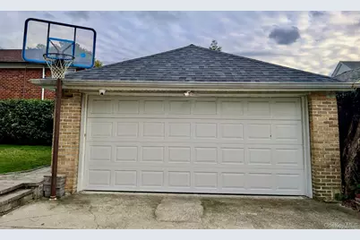 4302 170th Street, Flushing, NY 11358 - Photo 2