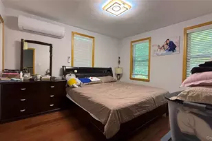 160-30 76th Rd, Fresh Meadows, NY 11366 - Photo 4