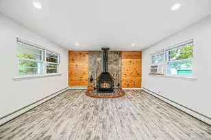 1435 Bray Ave, Laurel, NY 11948 - Photo 4
