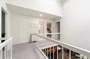 28 Hampton Ct, Woodbury, NY 11797 - Photo 22