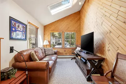 28 Hampton Court, Woodbury, NY 11797 - Photo 18