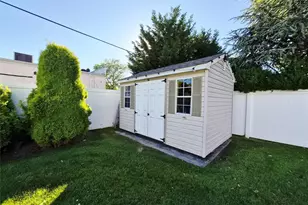 1920 Clemons St, Bellmore, NY 11710 - Photo 30