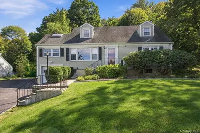3494 Overlook Avenue, Yorktown Heights, NY 10598 - Photo 2