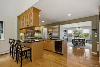 3494 Overlook Avenue, Yorktown Heights, NY 10598 - Photo 4