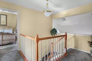 25 Laurel Ln, Holtsville, NY 11742 - Photo 34