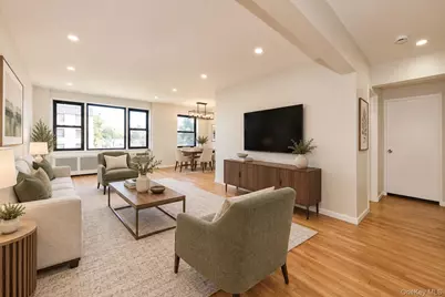 2 Birchwood Court #4M, Mineola, NY 11501 - Photo 2