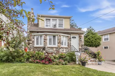 32 Franklin Street, East Rockaway, NY 11518 - Photo 1