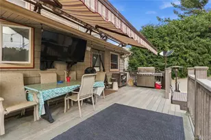 471 Pearl St, Oceanside, NY 11572 - Photo 30
