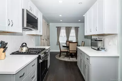 54 Ronalds Avenue, New Rochelle, NY 10801 - Photo 8
