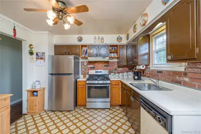 87 Filors Lane, Stony Point, NY 10980 - Photo 10