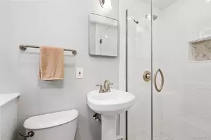 30 Sheppard Ln, Huntington, NY 11743 - Photo 16