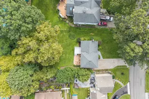 30 Sheppard Ln, Huntington, NY 11743 - Photo 22