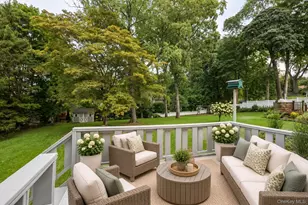 30 Sheppard Ln, Huntington, NY 11743 - Photo 18