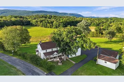 4 Low Road, Wallkill, NY 12589 - Photo 1