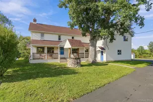 4 Low Rd, Wallkill, NY 12589 - Photo 2