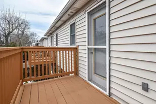 2 Pequot Ave, Port Washington, NY 11050 - Photo 16
