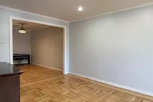 2944 Lurting Ave, Bronx, NY 10469 - Photo 6