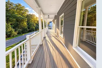 18 Overton Pass, Saint James, NY 11780 - Photo 4