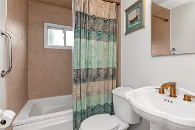 7 Eckert Street, Huntington Station, NY 11746 - Photo 10