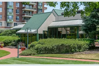 111 Cherry Valley Avenue #414, Garden City, NY 11530 - Photo 24