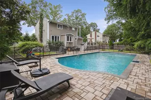 16 Wren Dr, Hauppauge, NY 11788 - Photo 26