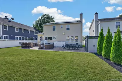 1001 Orion Court, Merrick, NY 11566 - Photo 18